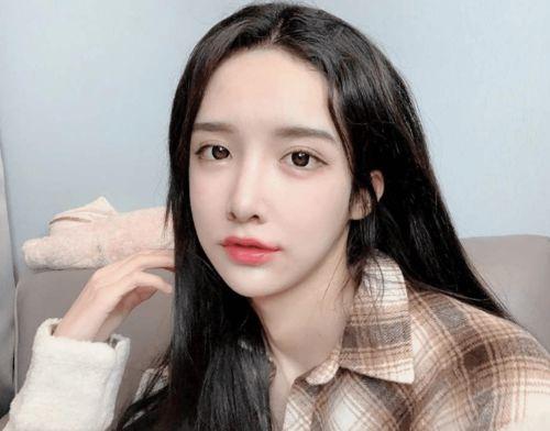 国产ts人妖在线91,揭秘虚拟世界中的性别转换之旅 第2张 国产ts人妖在线91,揭秘虚拟世界中的性别转换之旅 第2张